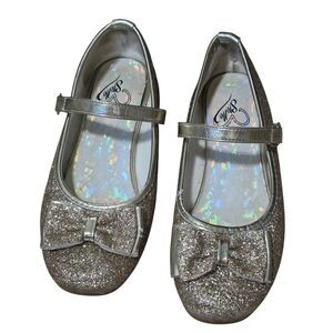 Stelle Glittery Gold Dress Shoes With Bow